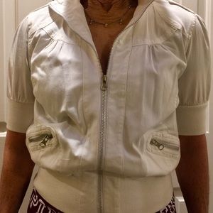 Short sleeve white jacket